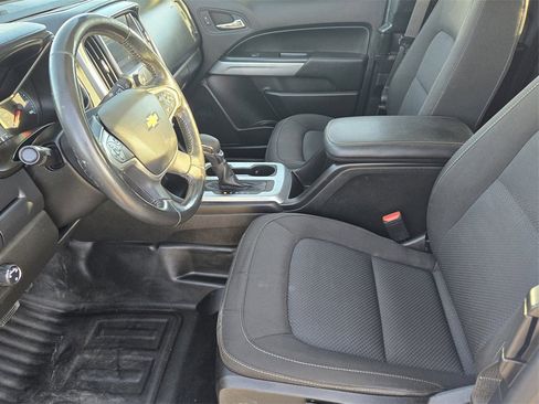 Used 2022 Chevrolet Colorado LT w/ Fleet Safety Package image 11