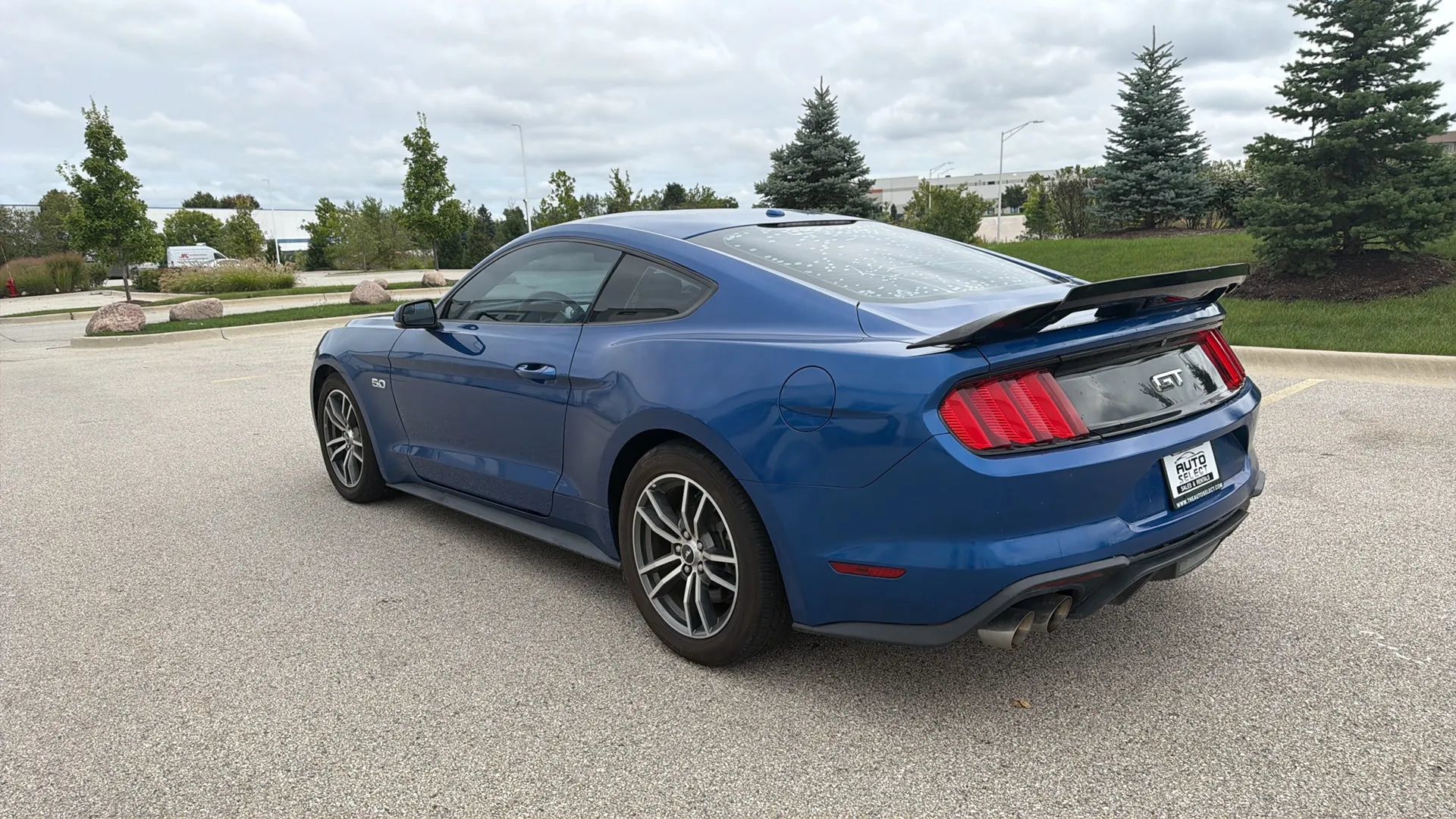 Used 2017 Ford Mustang GT Premium RWD image 7