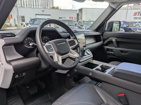 Certified 2025 Land Rover Defender 110 S AWD/4WD image 17