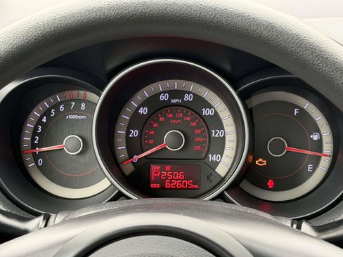 Used 2012 Kia Forte EX w/ Fuel Economy Pkg image 18