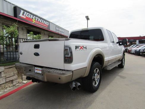 Used 2011 Ford F250 King Ranch w/ FX4 Off Road Pkg AWD/4WD image 4