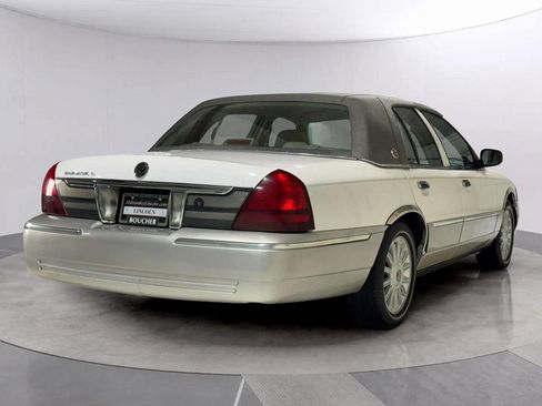 Used 2008 Mercury Grand Marquis GS image 3