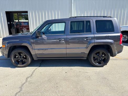 Used 2015 Jeep Patriot Sport w/ Power Value Group image 2