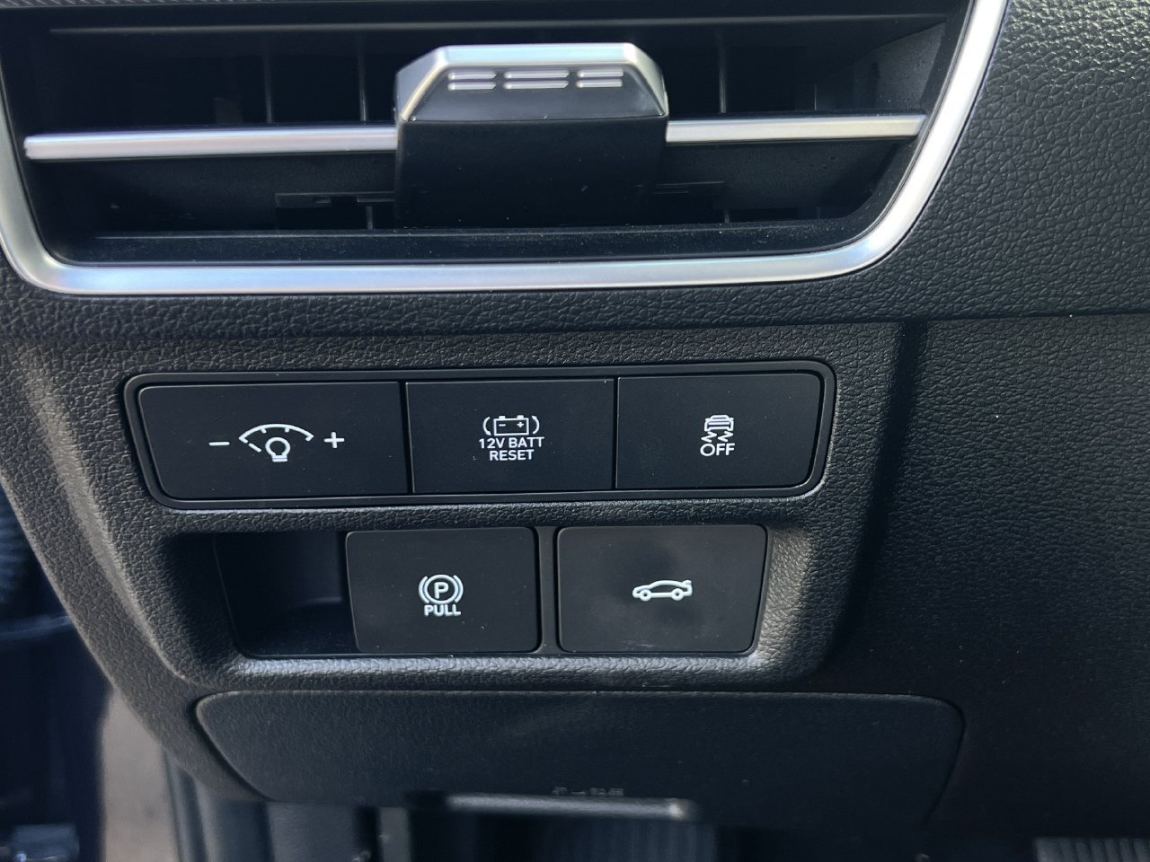 Used 2024 Hyundai Sonata SEL FWD image 14
