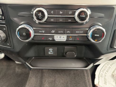 Used 2022 Ford F150 XLT w/ Equipment Group 302A High AWD/4WD image 20
