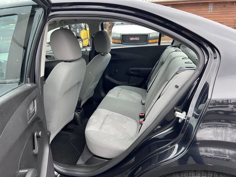 Used 2015 Chevrolet Sonic LS image 18