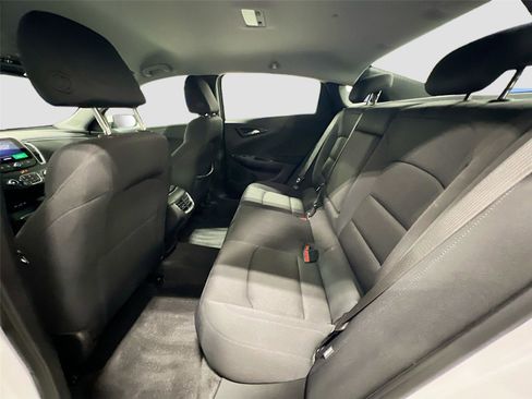 Used 2025 Chevrolet Malibu LT image 21