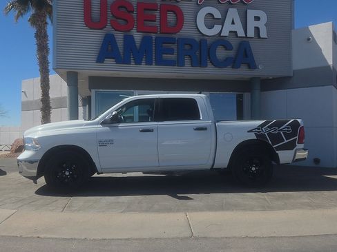 Used 2023 RAM 1500 Classic SLT w/ Trailer & Traction Group image 3