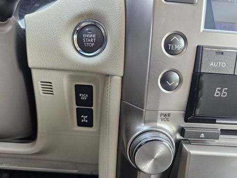 Used 2012 Lexus GX 460 w/ Comfort Plus Pkg AWD/4WD image 17