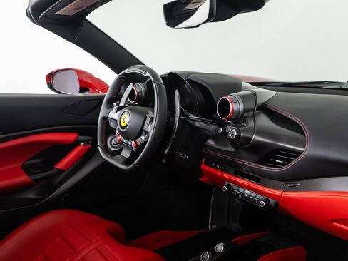 Certified 2023 Ferrari F8 Tributo image 31