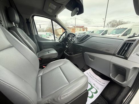 Used 2016 Ford Transit 150 130 Low Roof RWD image 8