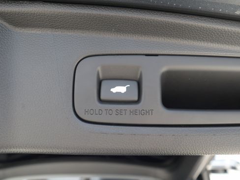 Used 2024 Honda CR-V Sport Touring image 30