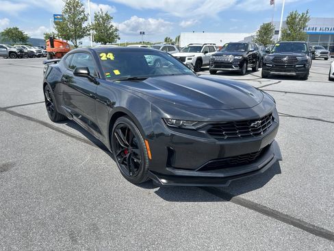 Used 2024 Chevrolet Camaro LT RWD image 1
