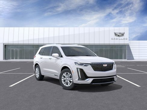 New 2025 Cadillac XT6 Luxury image 1