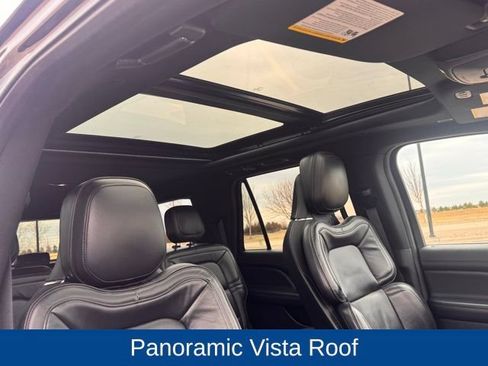 Used 2019 Lincoln Navigator L Reserve AWD/4WD image 28