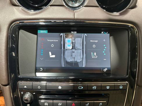 Used 2017 Jaguar XJ L Portfolio RWD image 65