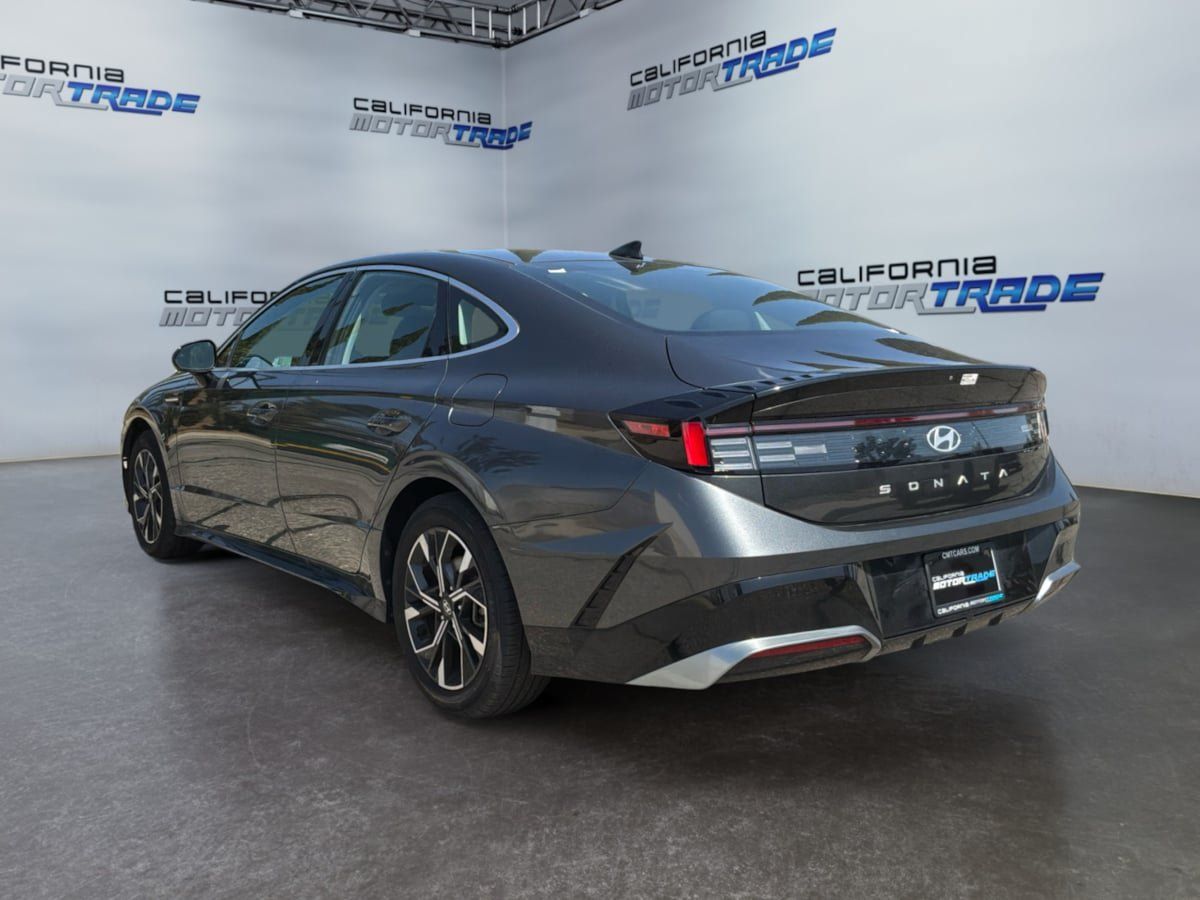 Used 2024 Hyundai Sonata SEL FWD image 7