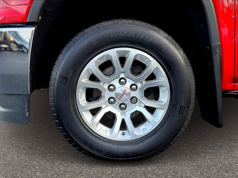 Used 2019 GMC Sierra 1500 SLE w/ SLE Value Package image 25