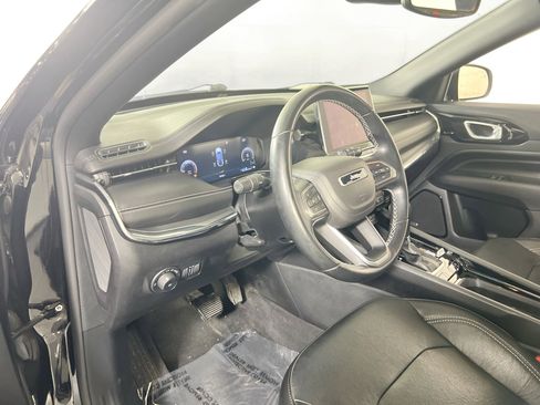 Used 2022 Jeep Compass High Altitude AWD/4WD image 9