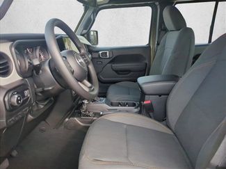 New 2026 Jeep Gladiator Sport AWD/4WD video 3