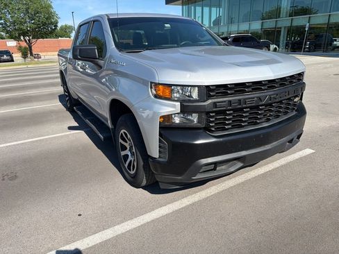 Used 2019 Chevrolet Silverado 1500 W/T w/ WT Convenience Package RWD image 2