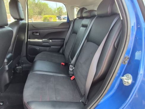 Used 2024 Mitsubishi Outlander Sport SE AWD/4WD image 23