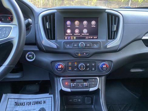 Used 2023 GMC Terrain SLE w/ Driver Convenience Package AWD/4WD image 24