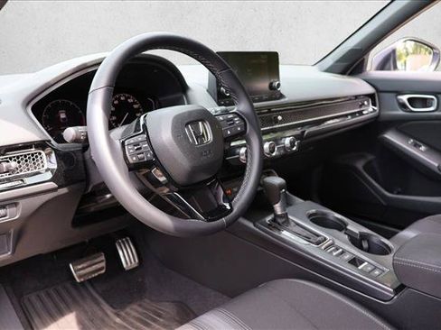 Used 2025 Honda Civic Sport image 12