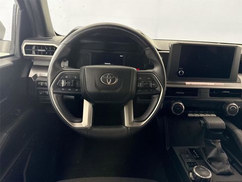 Used 2025 Toyota 4Runner SR5 image 29