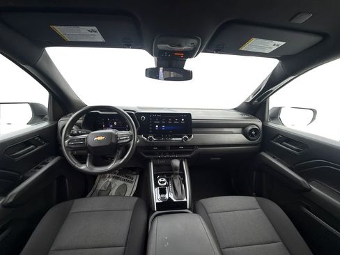Used 2023 Chevrolet Colorado W/T image 15