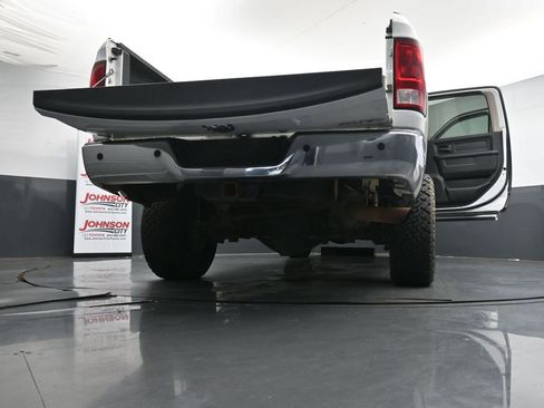 Used 2016 RAM 2500 Tradesman w/ Chrome Appearance Group image 29