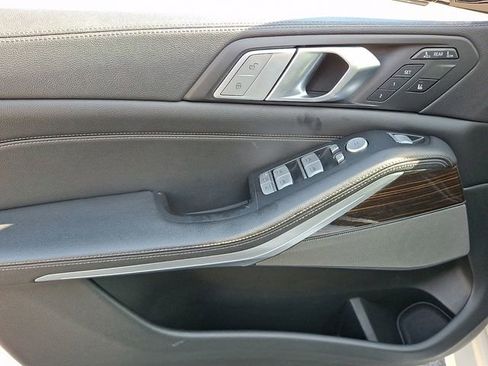 Used 2019 BMW X7 xDrive40i w/ Premium Package image 17