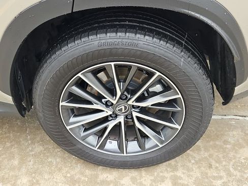 Used 2024 Lexus NX 350 AWD image 12