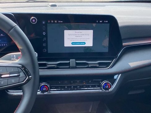 Certified 2025 Chevrolet Equinox RS w/ Safety and Technology Package AWD/4WD image 10