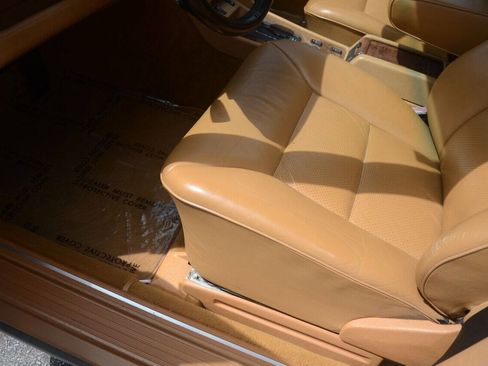 Used 1991 Mercedes-Benz 560 SEL image 11