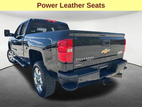 Used 2017 Chevrolet Silverado 2500 High Country AWD/4WD image 10