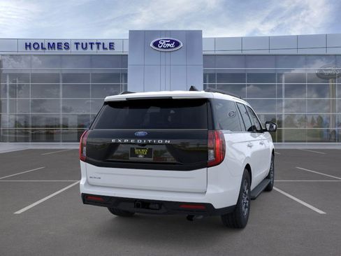 New 2025 Ford Expedition Active image 8
