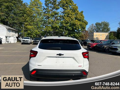 New 2025 Chevrolet Trax RS w/ Driver Confidence Package image 4