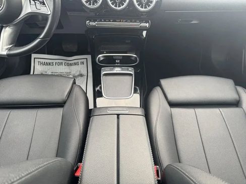 Used 2025 Mercedes-Benz CLA 250 4MATIC image 20