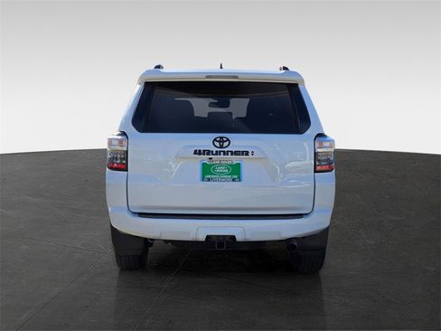 Used 2024 Toyota 4Runner SR5 Premium image 5