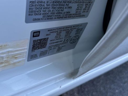 Used 2023 GMC Sierra 1500 SLE image 36