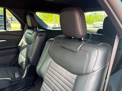 New 2026 Ford Explorer ST-Line AWD/4WD image 22