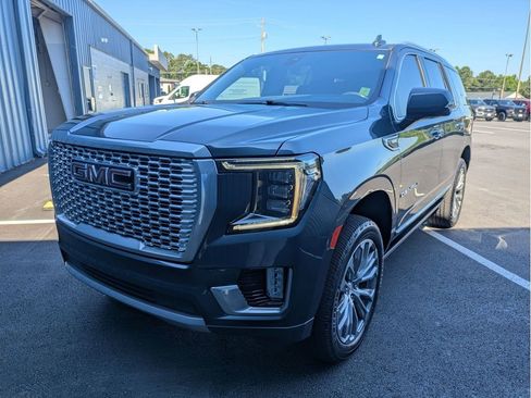 Used 2021 GMC Yukon Denali w/ Denali Ultimate Package AWD/4WD image 2