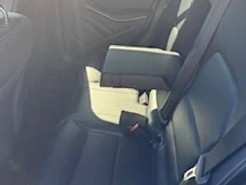 Used 2016 Mercedes-Benz GLA 250 image 9