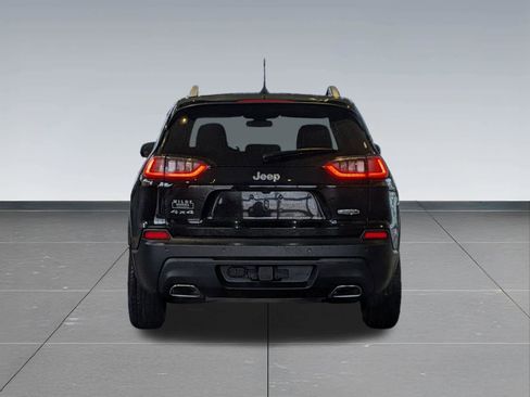 Used 2019 Jeep Cherokee Latitude Plus w/ Cold Weather Group AWD/4WD image 5