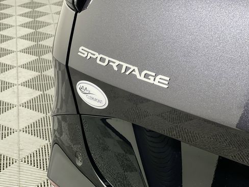 Certified 2026 Kia Sportage SX image 5