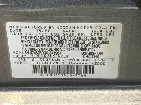 Used 2022 Nissan Versa S FWD image 9