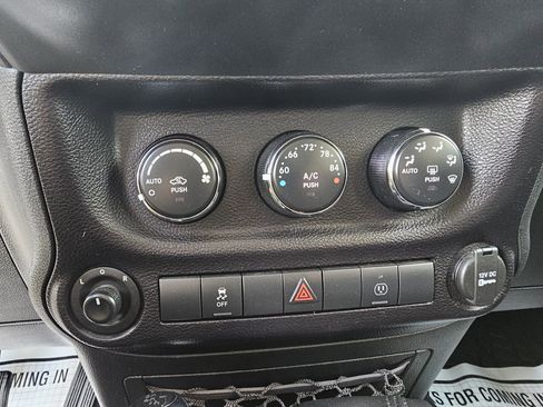 Used 2016 Jeep Wrangler Rubicon w/ Dual Top Group image 15