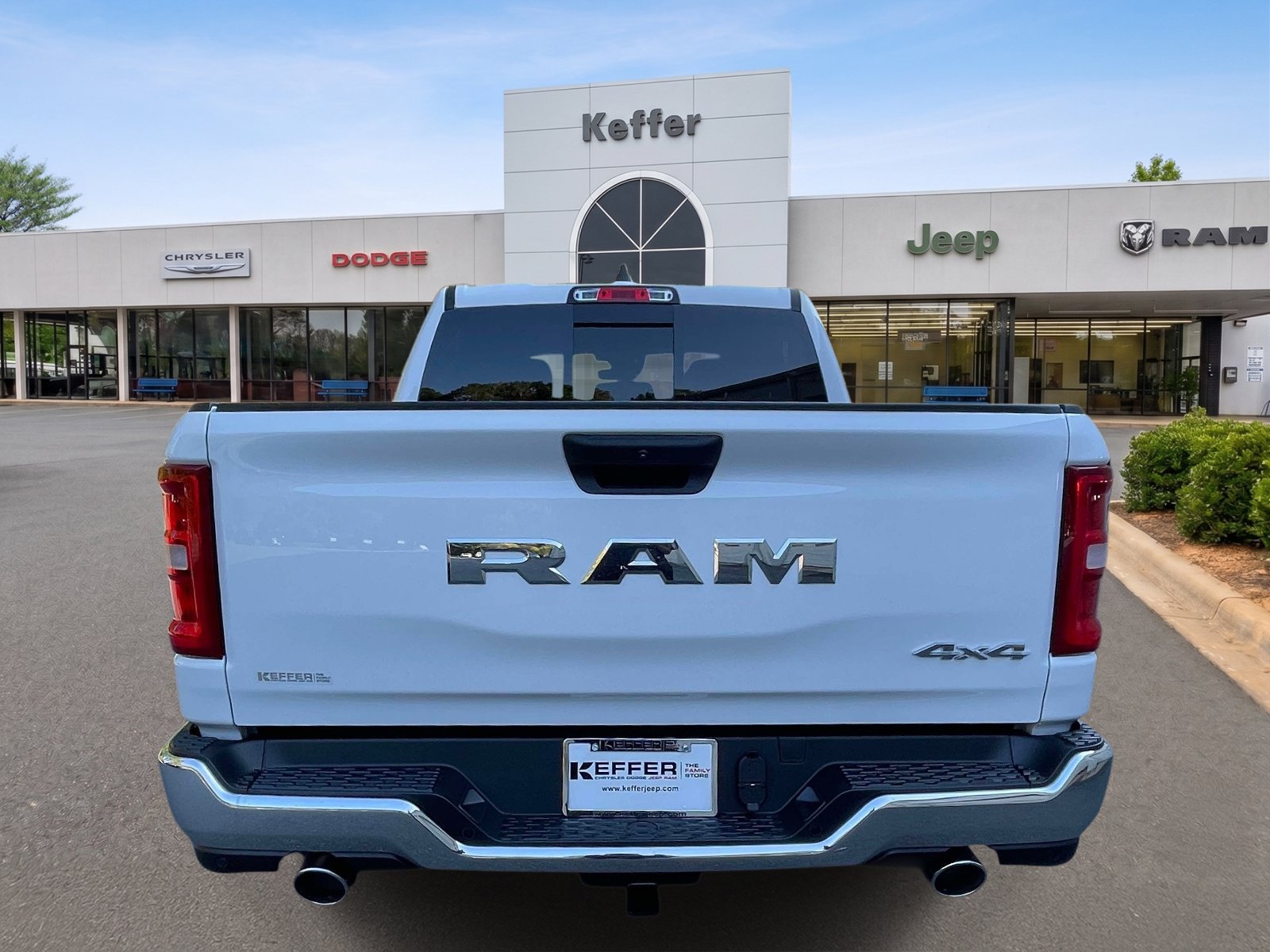 Used 2027 RAM 1500 Tradesman AWD/4WD image 5