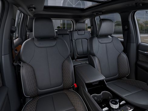 New 2026 Jeep Grand Cherokee Summit AWD/4WD image 44